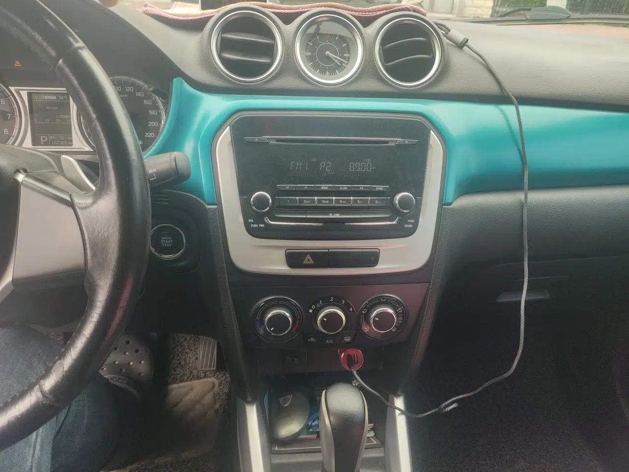 Suzuki Vitara 2016 1.4T Automatic All-Wheel-Drive Elite Model — миниатюра 13