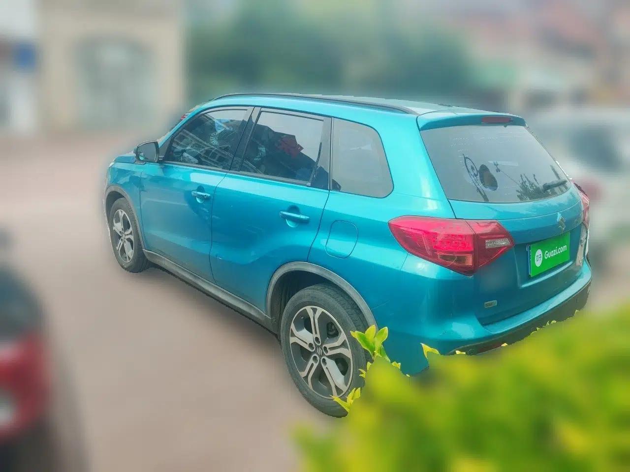 Suzuki Vitara 2016 1.4T Automatic All-Wheel-Drive Elite Model — миниатюра 4