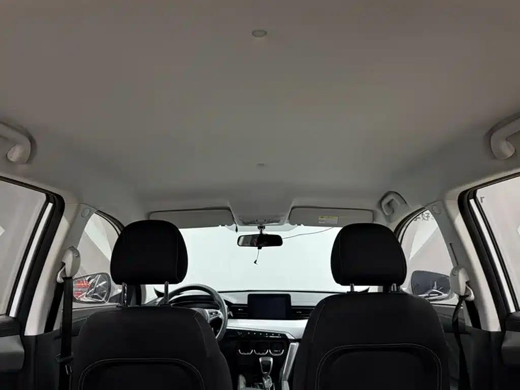 Beijing X3 2021 1.5T CVT Glory Edition — миниатюра 16