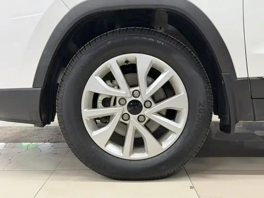 Beijing X3 2021 1.5T CVT Glory Edition — миниатюра 17