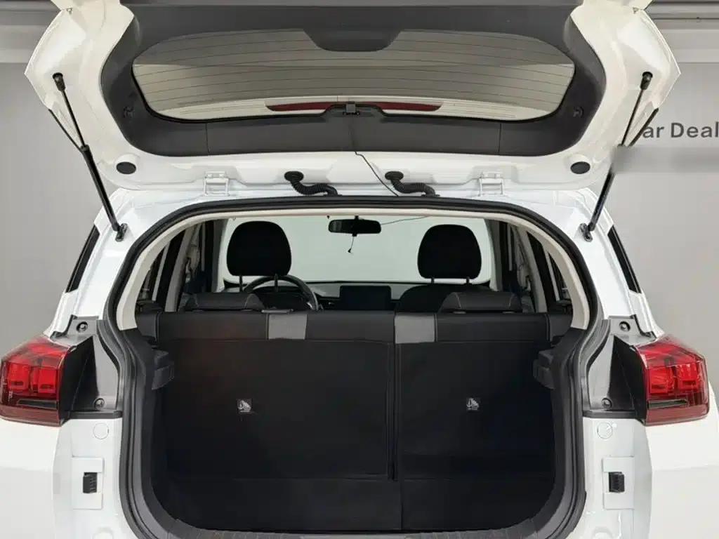 Beijing X3 2021 1.5T CVT Glory Edition — миниатюра 18