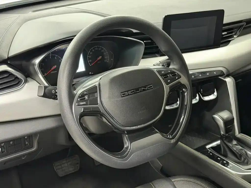 Beijing X3 2021 1.5T CVT Glory Edition — миниатюра 21
