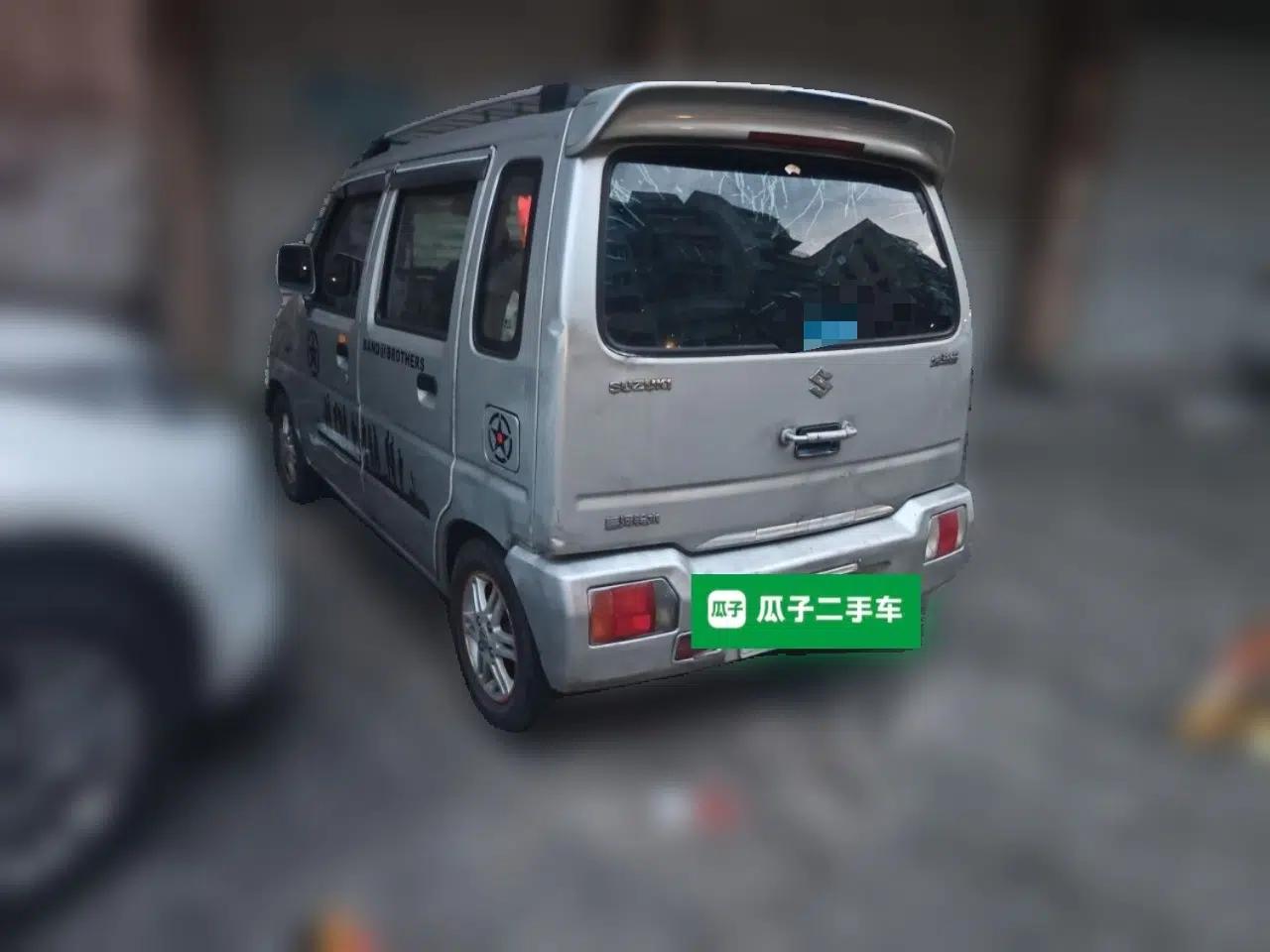 Suzuki Wagon R 2012 Entrepreneur Edition 1.0L Manual - Overdrive Type — миниатюра 4