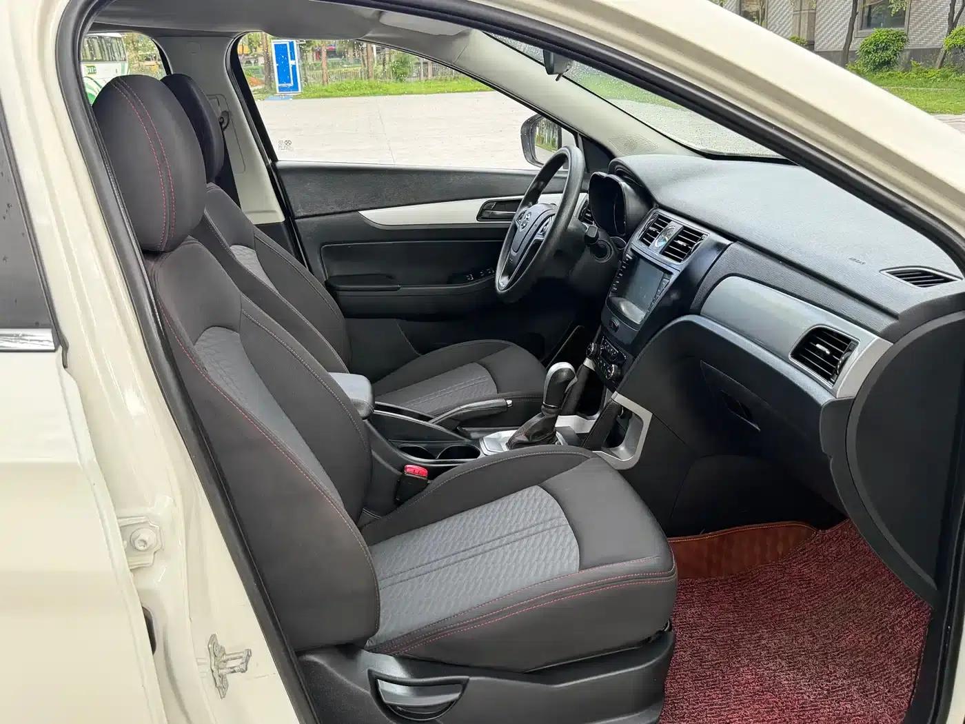 Senova X55 2016 1.5T CVT Comfort Edition — миниатюра 11