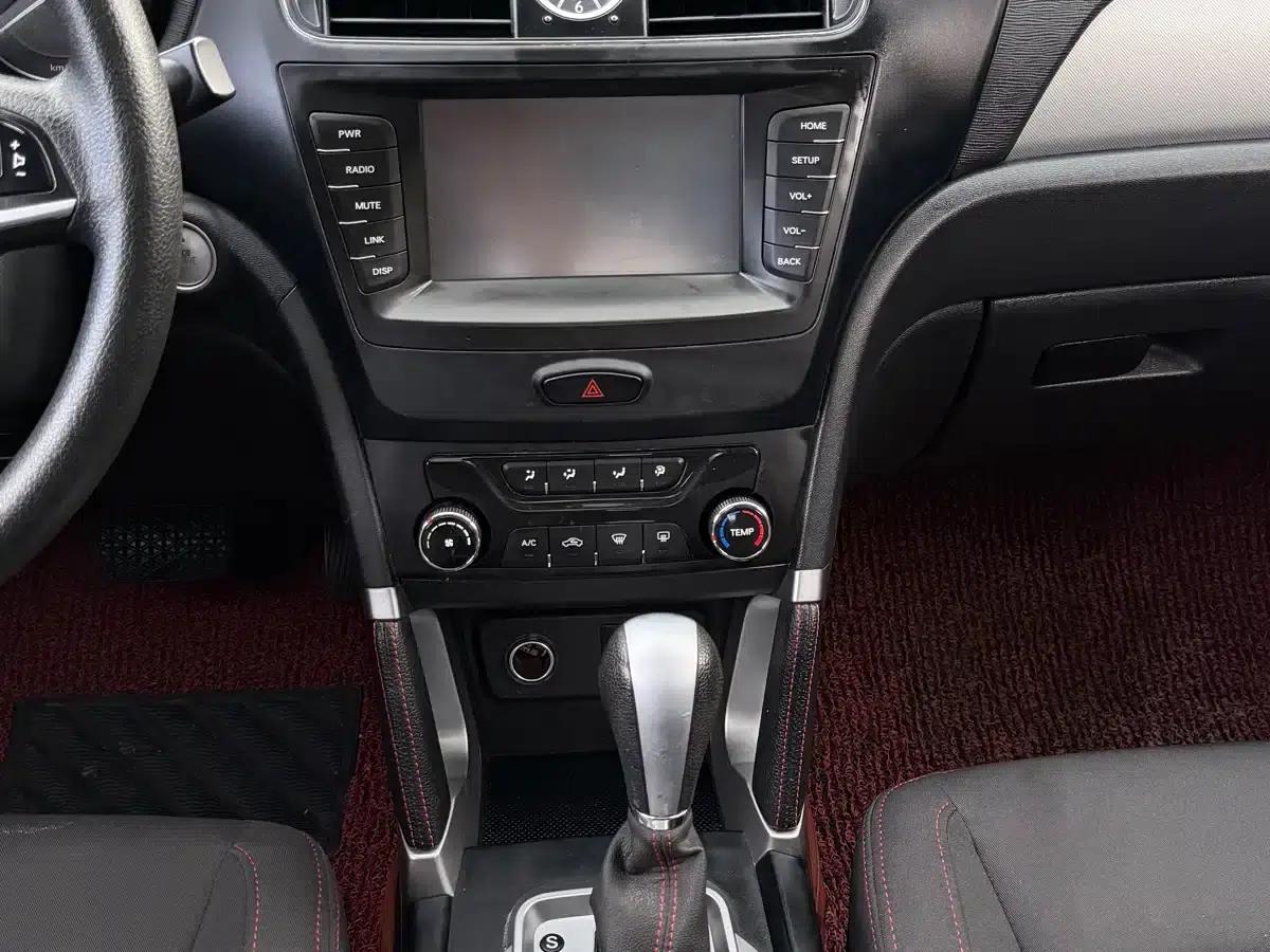 Senova X55 2016 1.5T CVT Comfort Edition — миниатюра 9