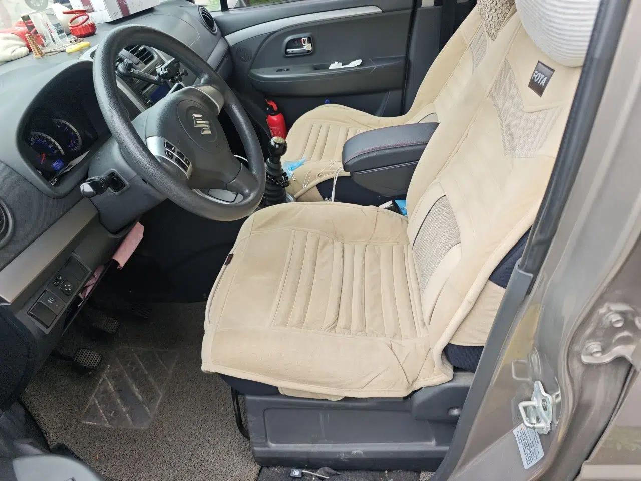 Suzuki Wagon R X5 2013 Luxury Edition 1.4L Standard Model — миниатюра 15