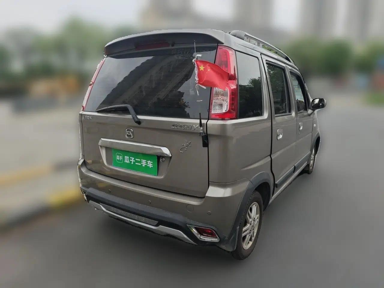 Suzuki Wagon R X5 2013 Luxury Edition 1.4L Standard Model — миниатюра 6