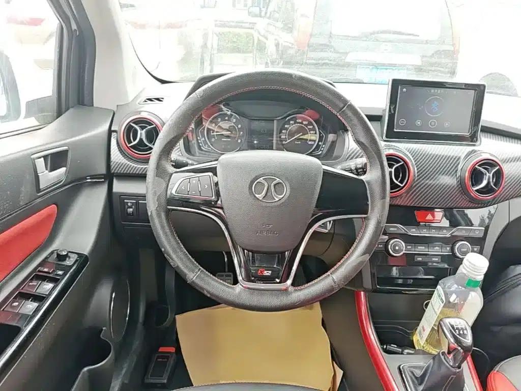 2015 Senova X25 1.5L Manual Comfort Model — миниатюра 11