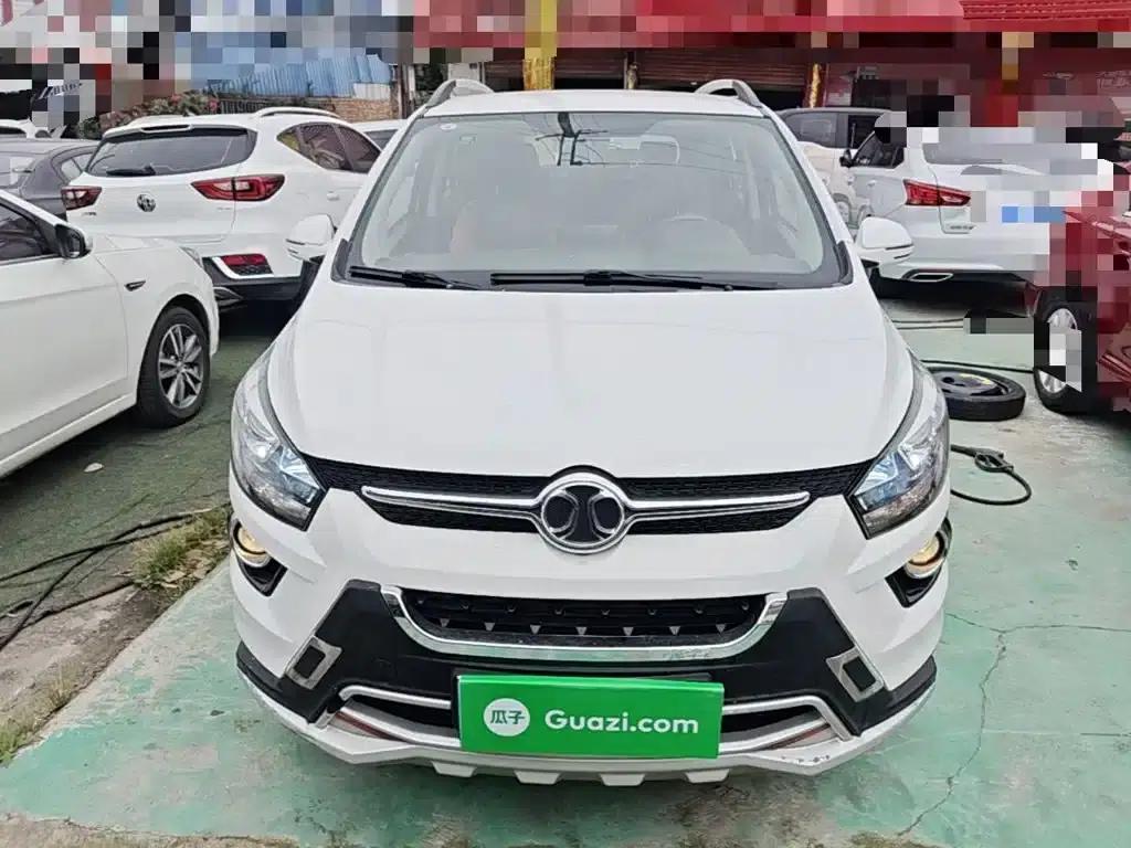 2015 Senova X25 1.5L Manual Comfort Model — миниатюра 3