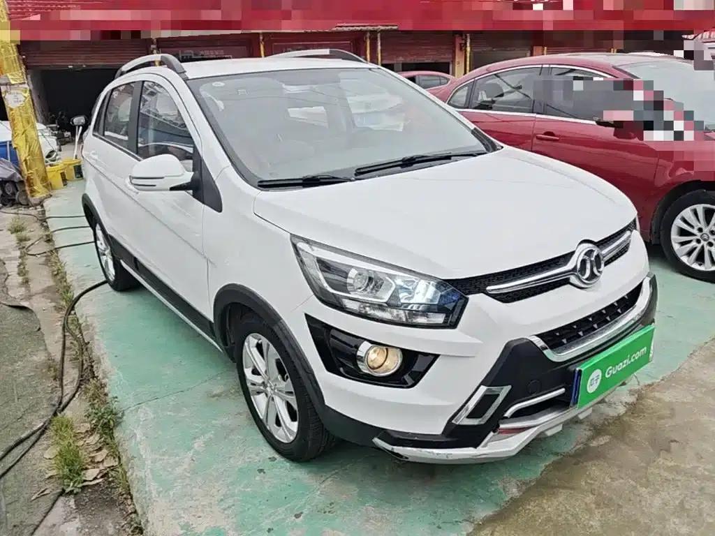 2015 Senova X25 1.5L Manual Comfort Model — миниатюра 4