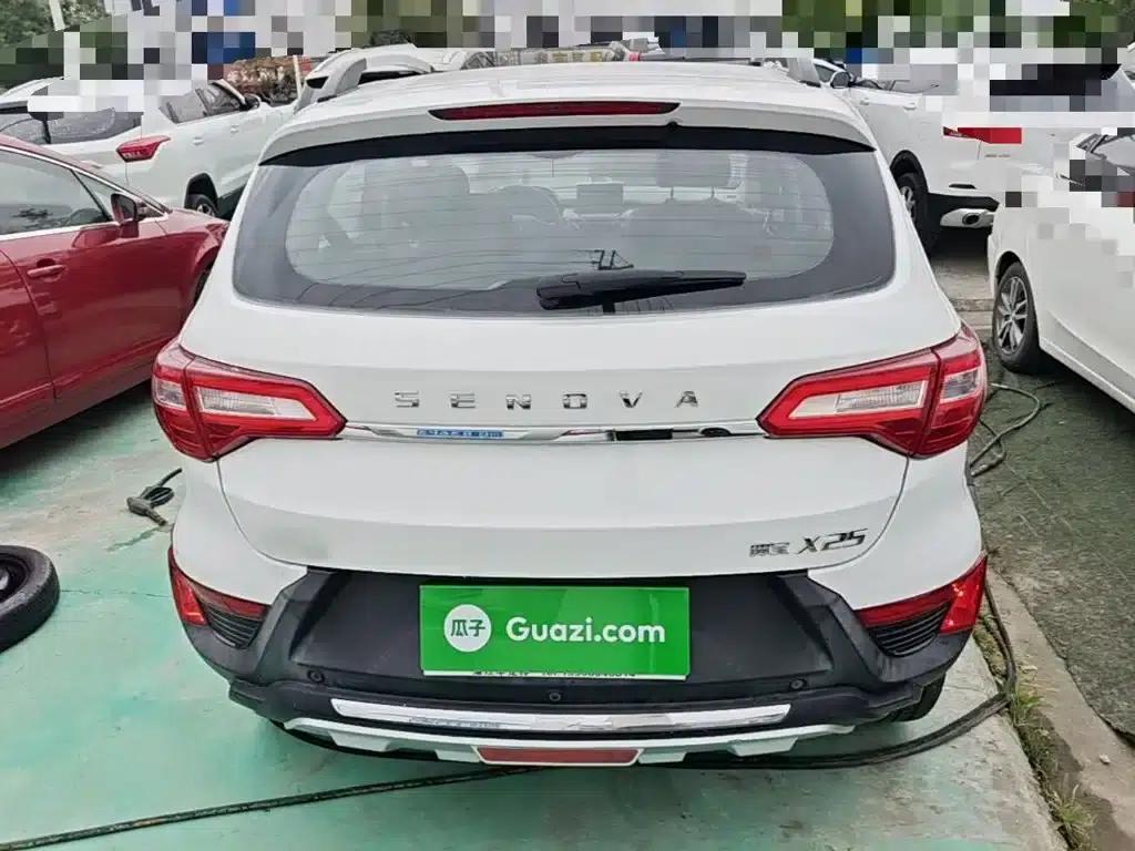 2015 Senova X25 1.5L Manual Comfort Model — миниатюра 6