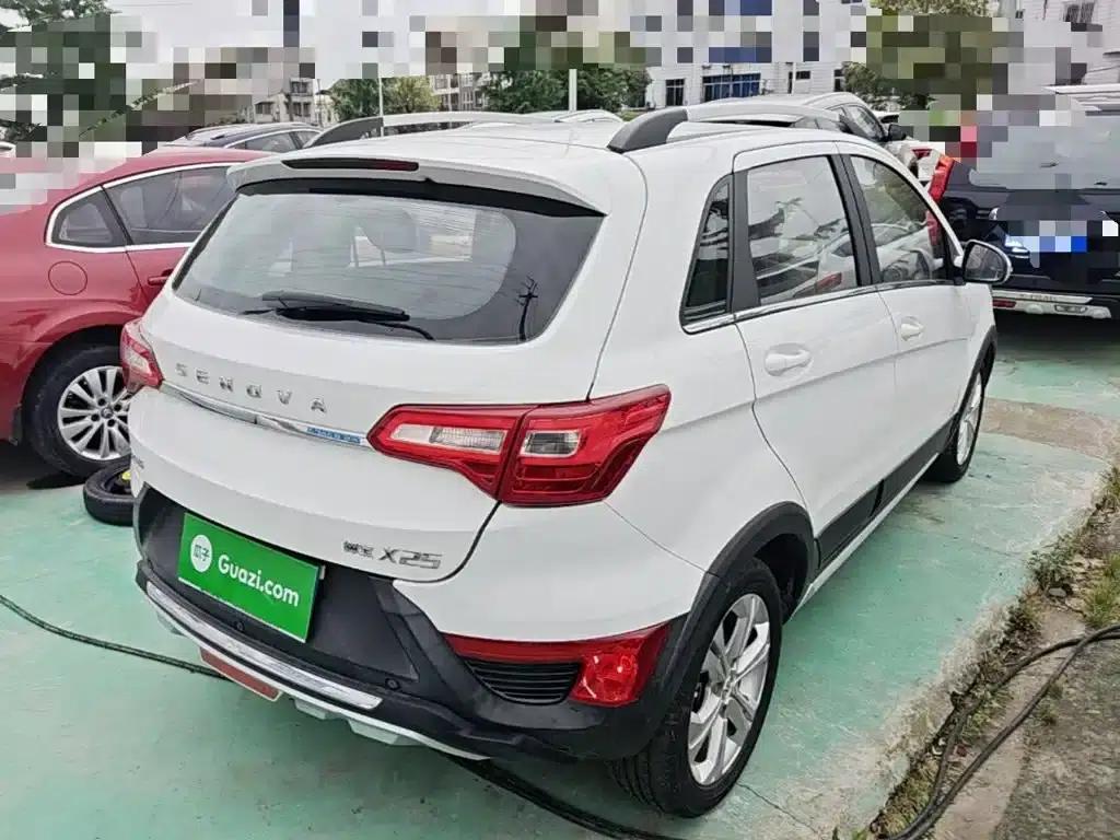 2015 Senova X25 1.5L Manual Comfort Model — миниатюра 7
