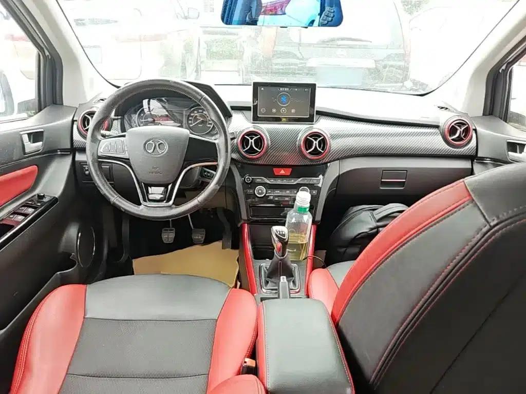2015 Senova X25 1.5L Manual Comfort Model — миниатюра 10