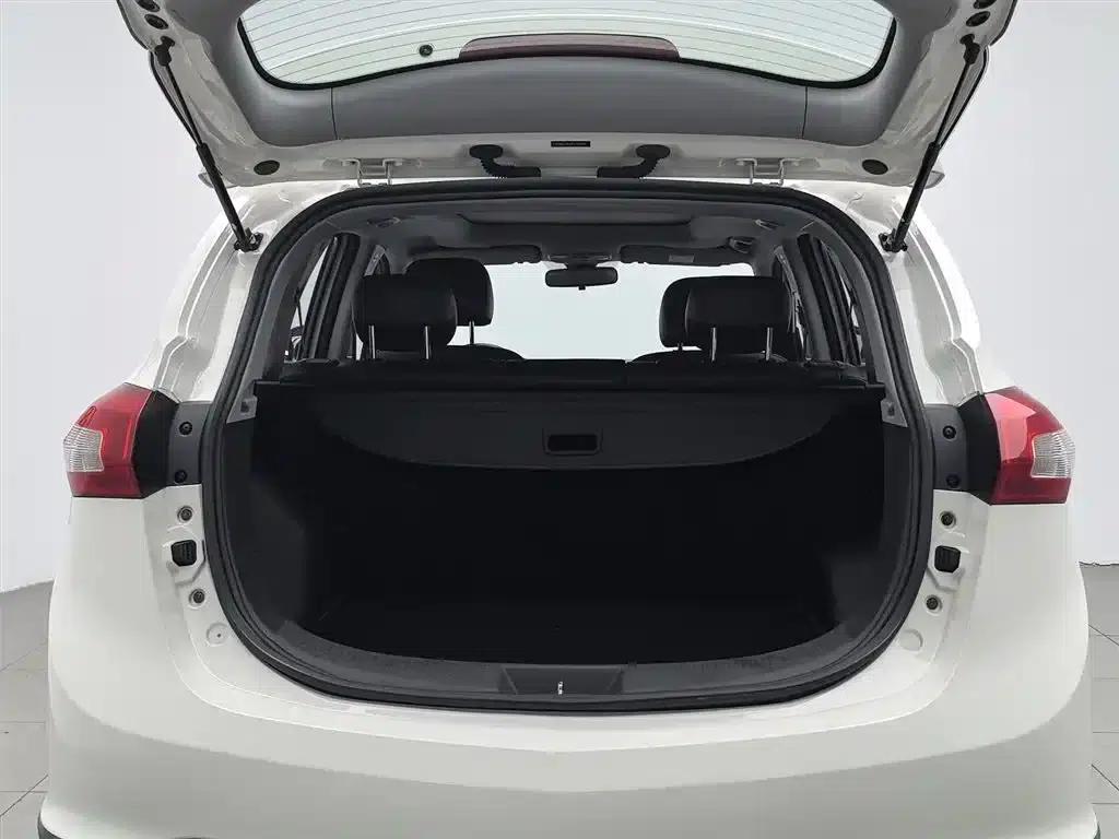 2015 Senova X65 2.0T Automatic Elite — миниатюра 16