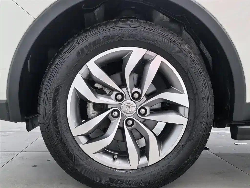 2015 Senova X65 2.0T Automatic Elite — миниатюра 17