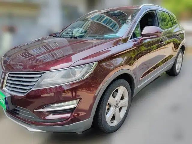 Lincoln MKC 2017 2.0T Two-Wheel Drive Deluxe Edition