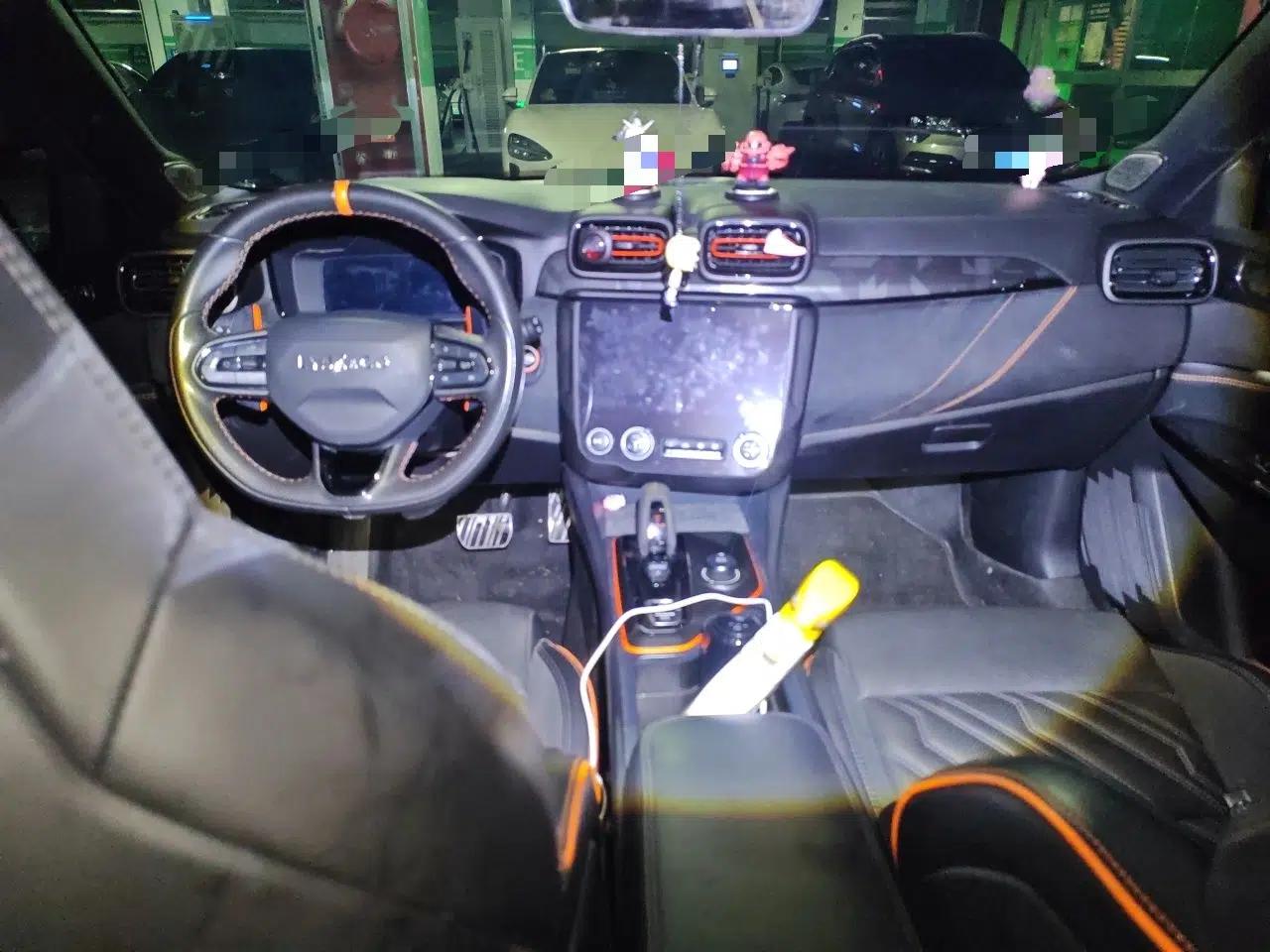 Lynk & Co 02 Hatchback 2021 2.0TD Halo Driving Control Kit Edition — миниатюра 9