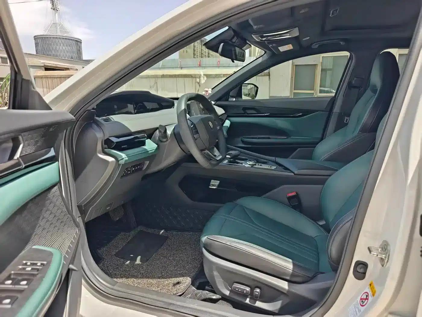 Changan UNI-V Smart Electric iDD 2024 Model Blue Whale Smart Electric iDD 136km Smart Cool Edition — миниатюра 4