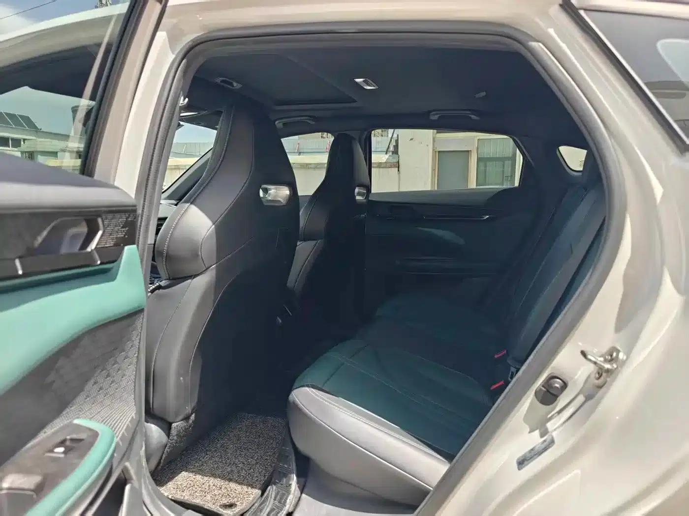 Changan UNI-V Smart Electric iDD 2024 Model Blue Whale Smart Electric iDD 136km Smart Cool Edition — миниатюра 5