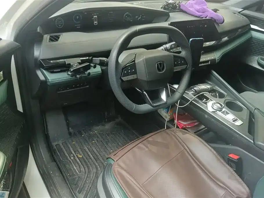 Changan UNI-V Smart Electric iDD 2024 Model Blue Whale Smart Electric iDD 136km Smart Cool Edition — миниатюра 12