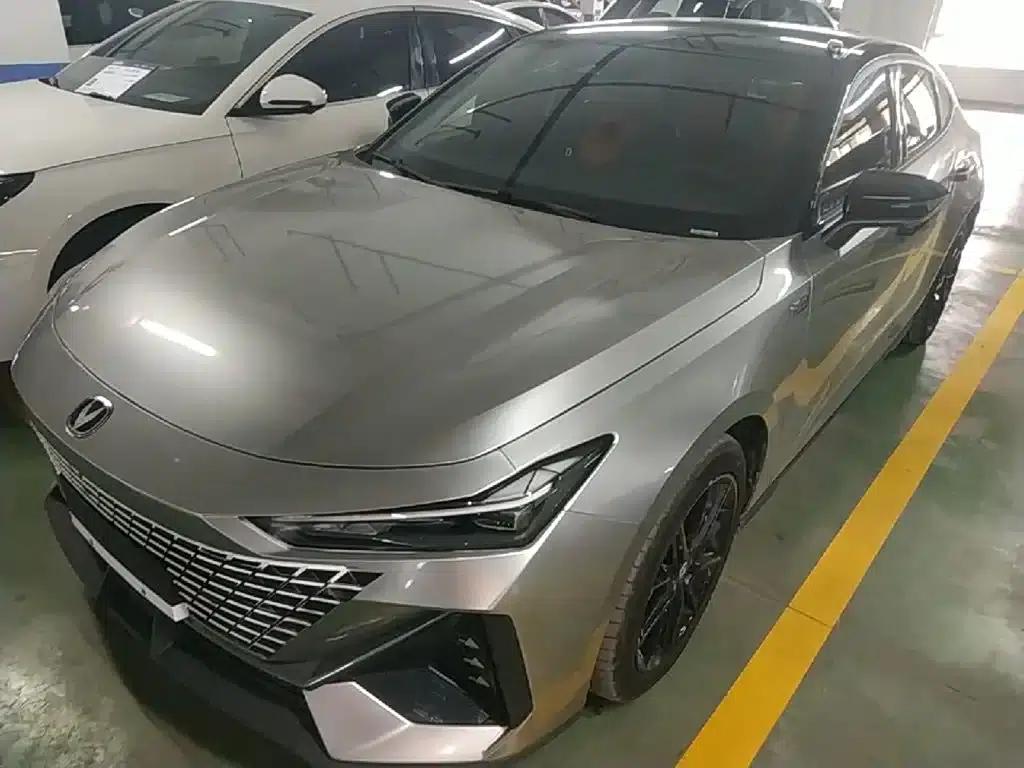 Changan UNI-V Smart Electric iDD 2023 Model, Smart Electric iDD 1.5T, 113km/h Smart Cool Edition — миниатюра 2