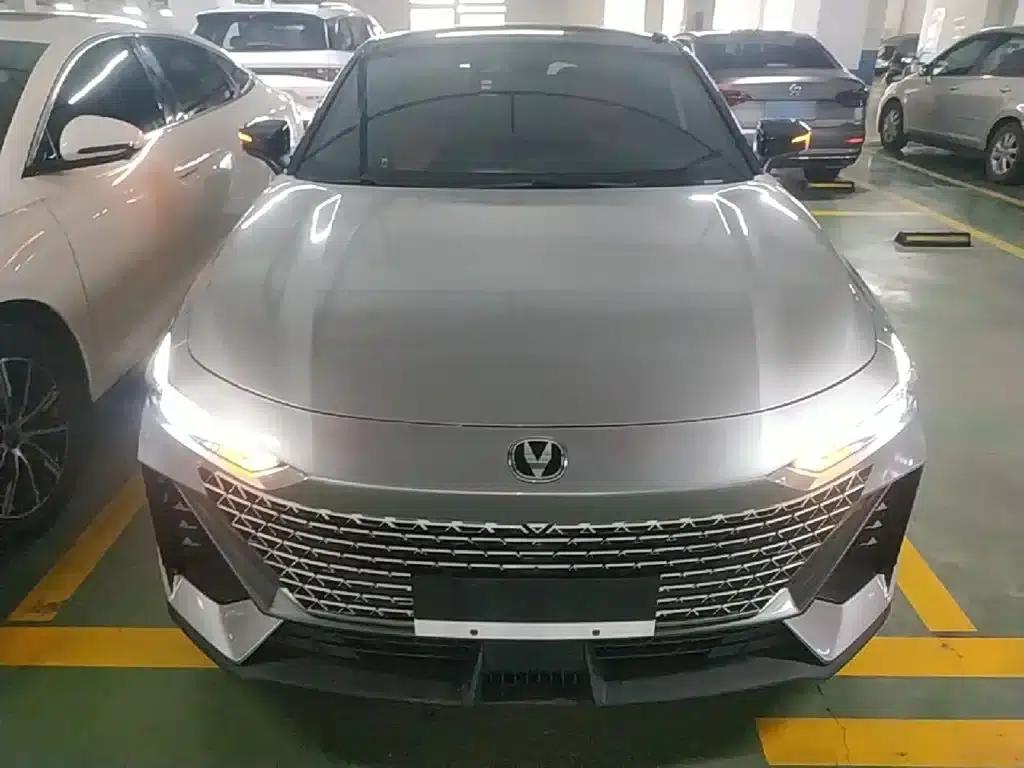 Changan UNI-V Smart Electric iDD 2023 Model, Smart Electric iDD 1.5T, 113km/h Smart Cool Edition — миниатюра 3
