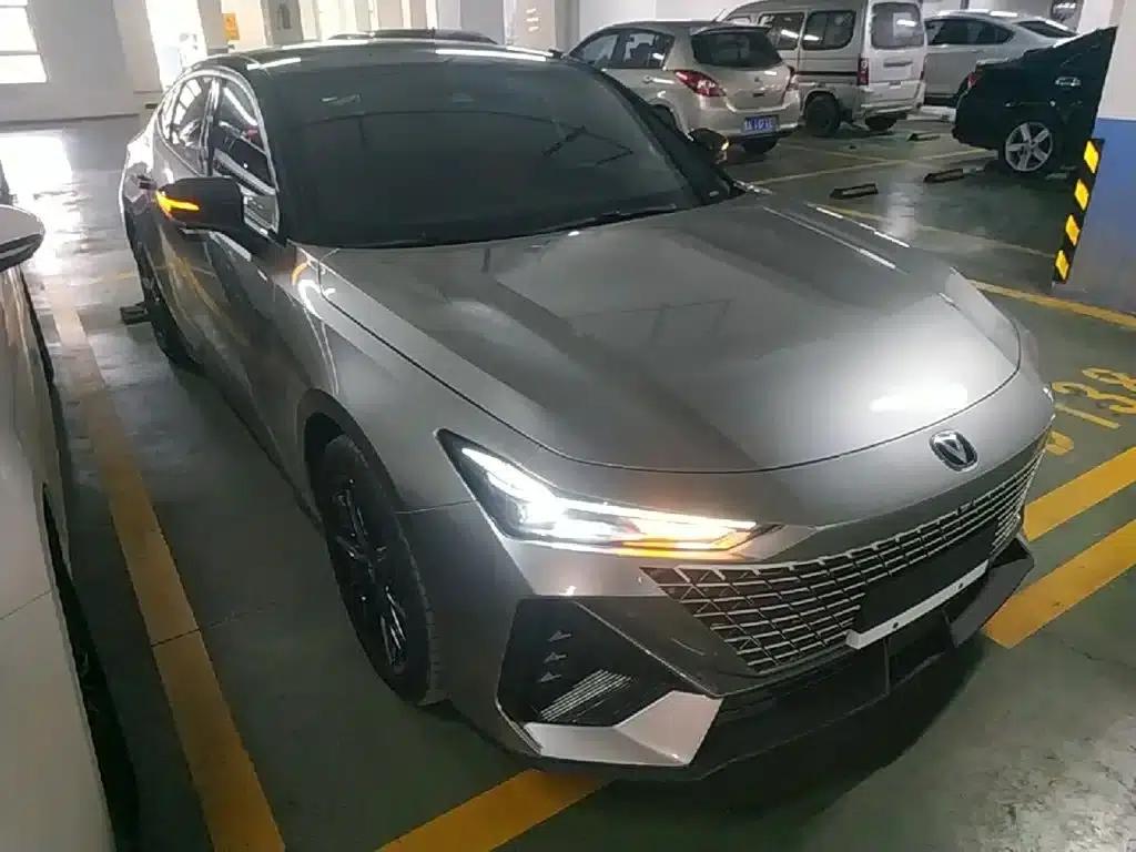 Changan UNI-V Smart Electric iDD 2023 Model, Smart Electric iDD 1.5T, 113km/h Smart Cool Edition — миниатюра 22