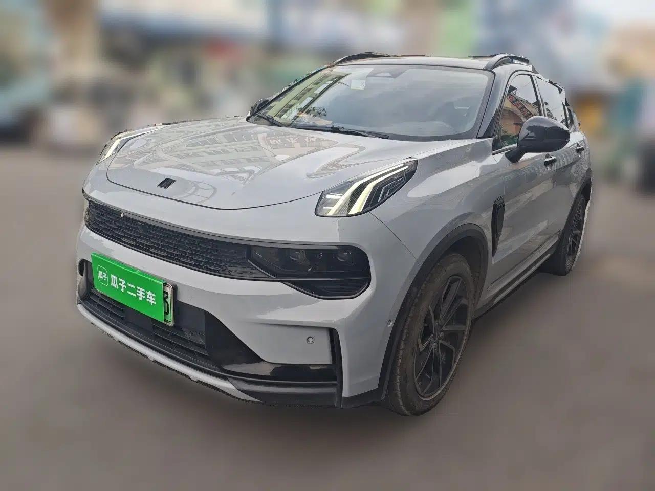 Lynk & Co 01 EM-P 2023 1.5TD EM-P Dawn Edition — миниатюра 1