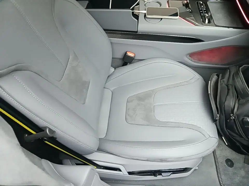 Lotus EMEYA 2025 600 Luxury Edition — миниатюра 24