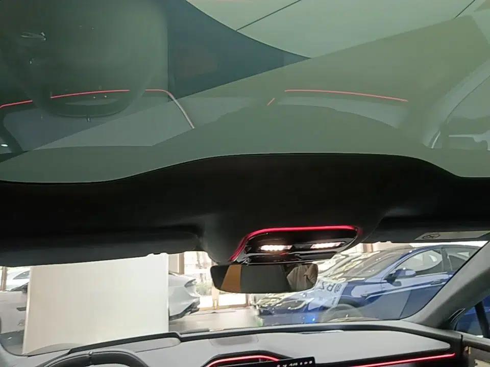 Lotus EMEYA 2025 600 Luxury Edition — миниатюра 26