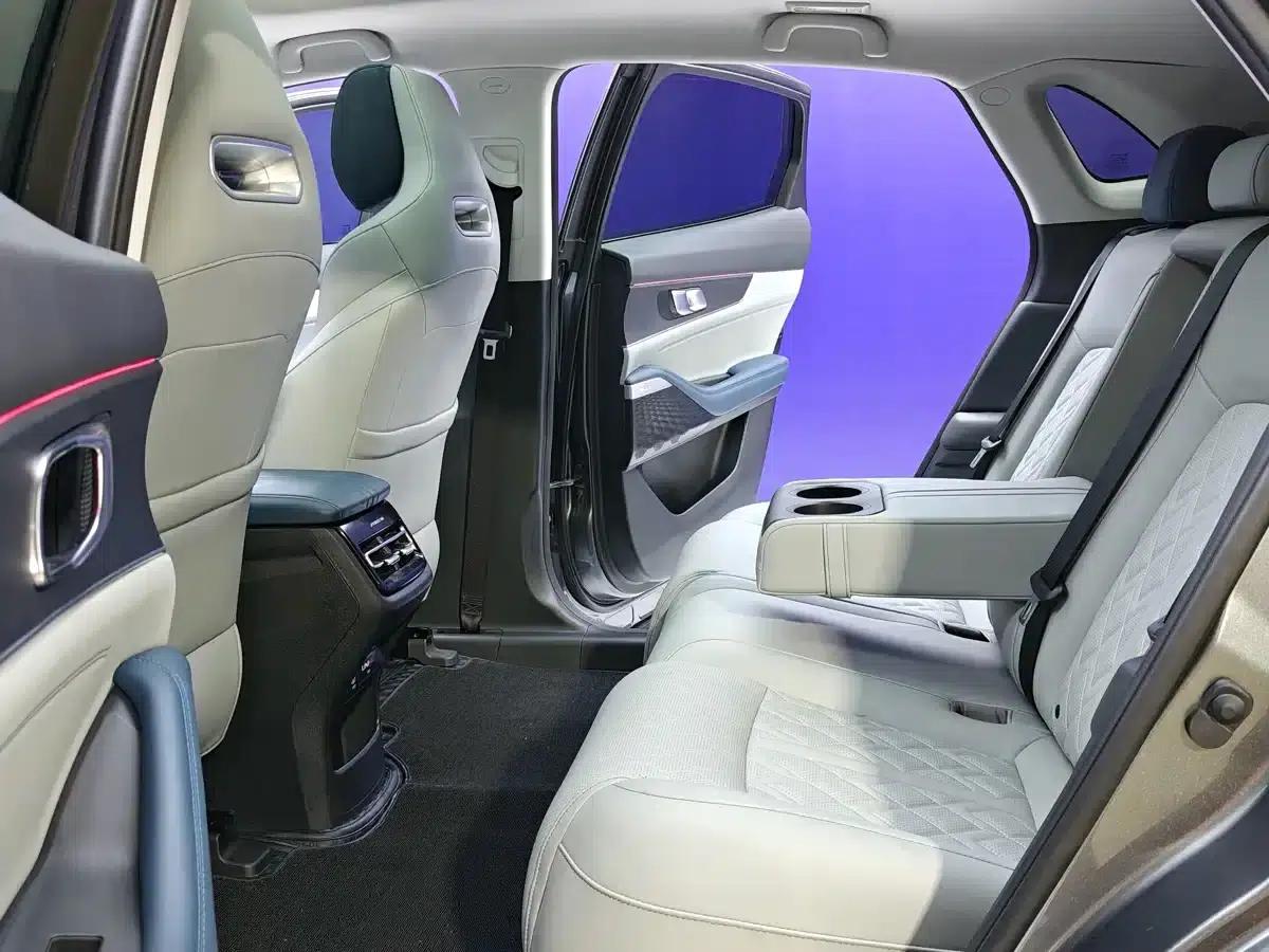 Changan UNI-K Smart Electric iDD 2022 Blue Whale iDD 130km 1.5T Excellent Edition — миниатюра 9