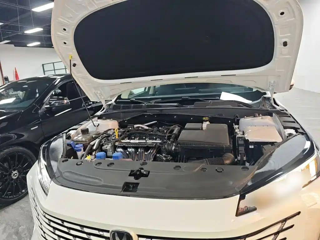 Changan Eado PHEV 2025 Smart Blue Whale 145KM High-Performance Edition — миниатюра 13