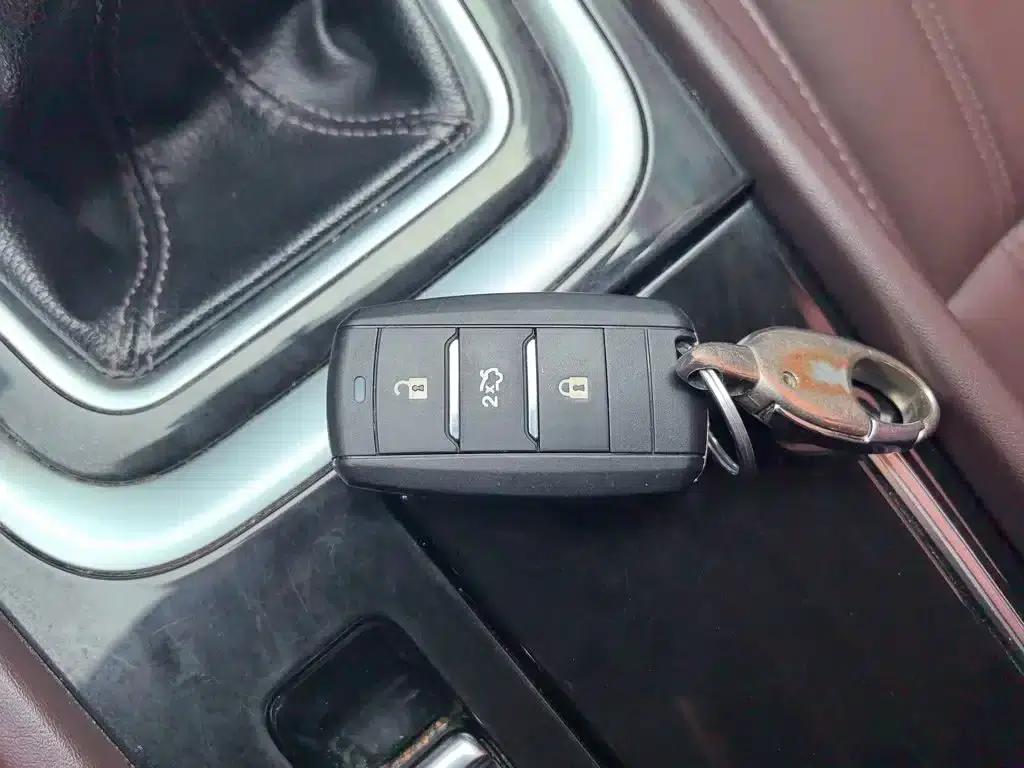 Ruicheng CC 2018 1.5T Manual Elegant Starry Sky Edition (National V Emission Standard) — миниатюра 9