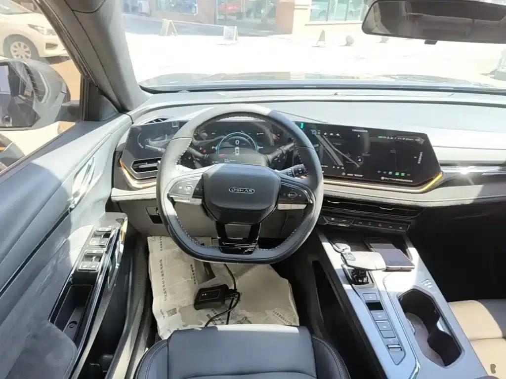 Changan Oushang X5 PLUS 2023 Facelift 1.5T DCT Premium Edition — миниатюра 11