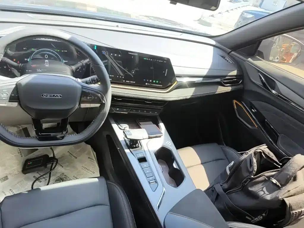 Changan Oushang X5 PLUS 2023 Facelift 1.5T DCT Premium Edition — миниатюра 13