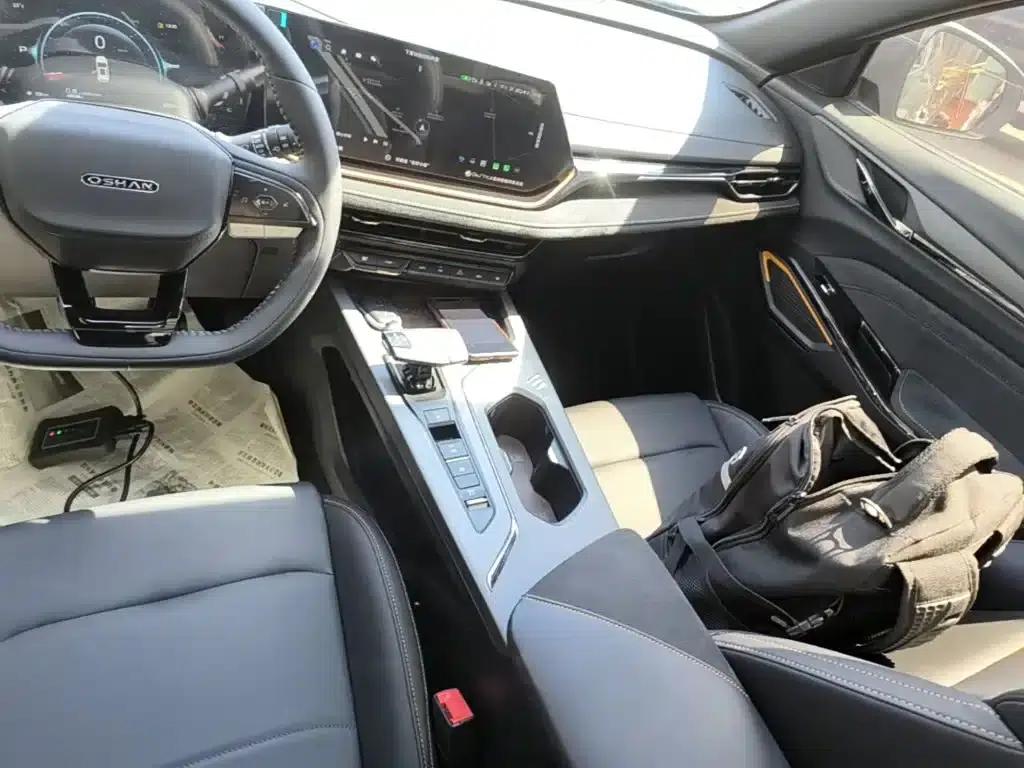 Changan Oushang X5 PLUS 2023 Facelift 1.5T DCT Premium Edition — миниатюра 14