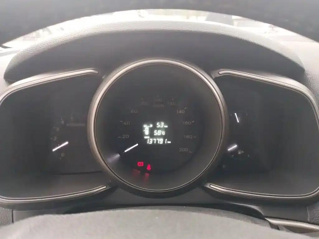 Changan Oushang CX70 2016 1.6L Manual Deluxe Edition — миниатюра 8