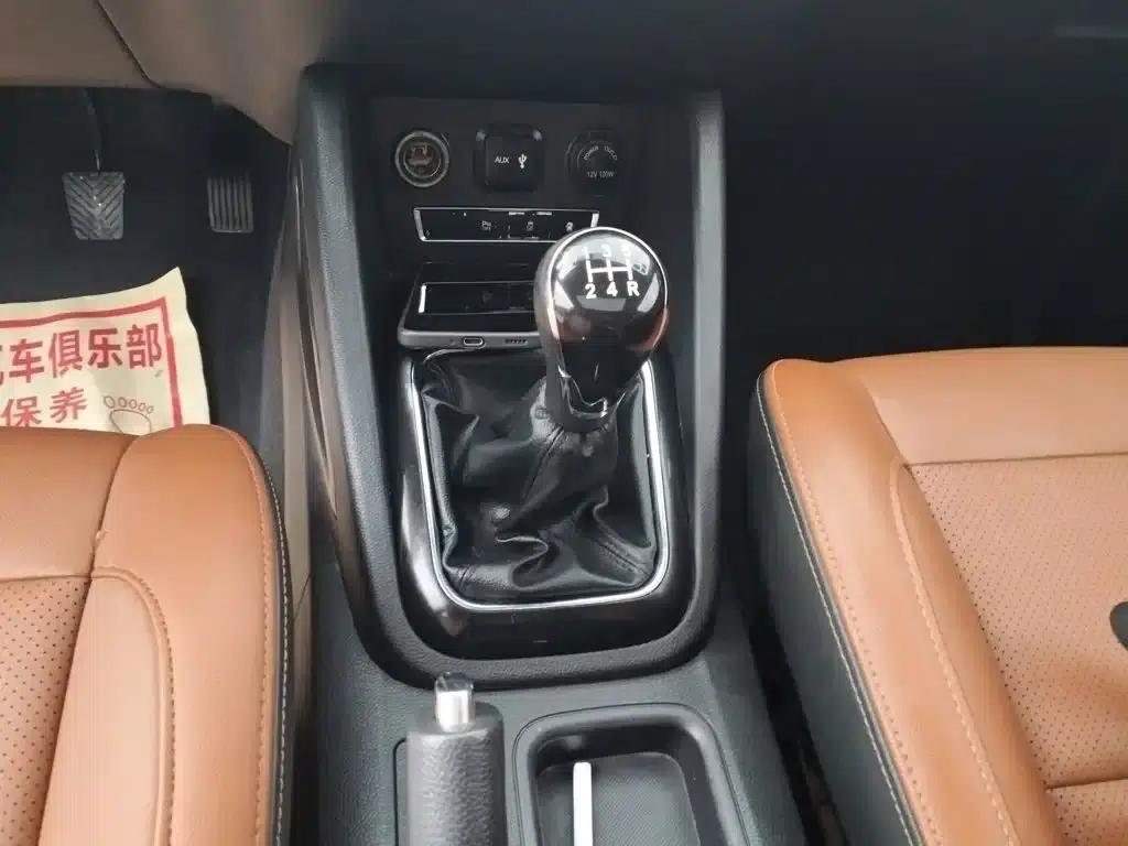 Changan Oushang CX70 2016 1.6L Manual Deluxe Edition — миниатюра 10