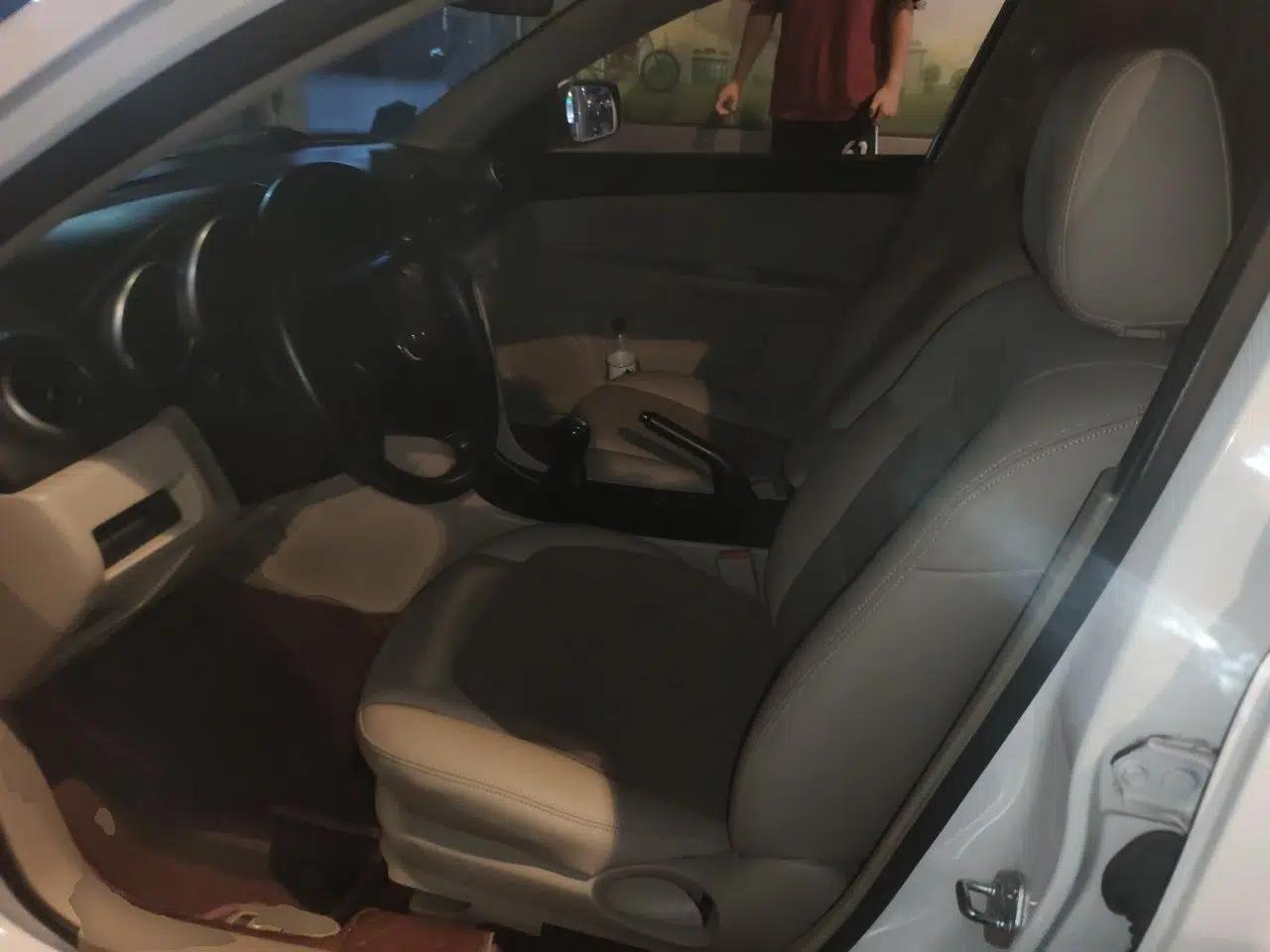 Mazda 3 2012 1.6L Manual Classic Standard Edition — миниатюра 15