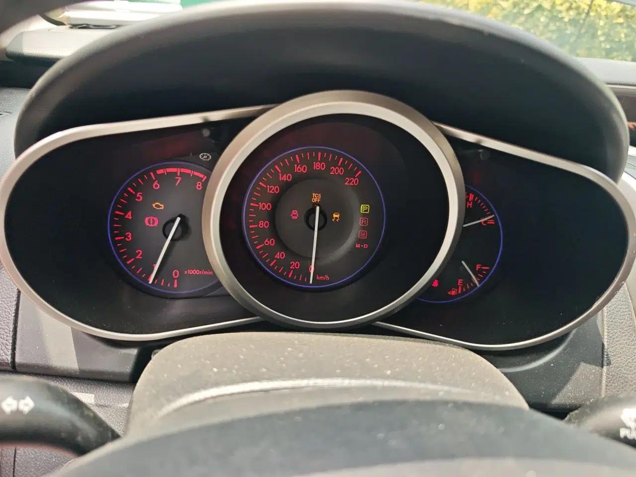 Mazda CX-7 2011 2.5L Luxury Edition — миниатюра 11