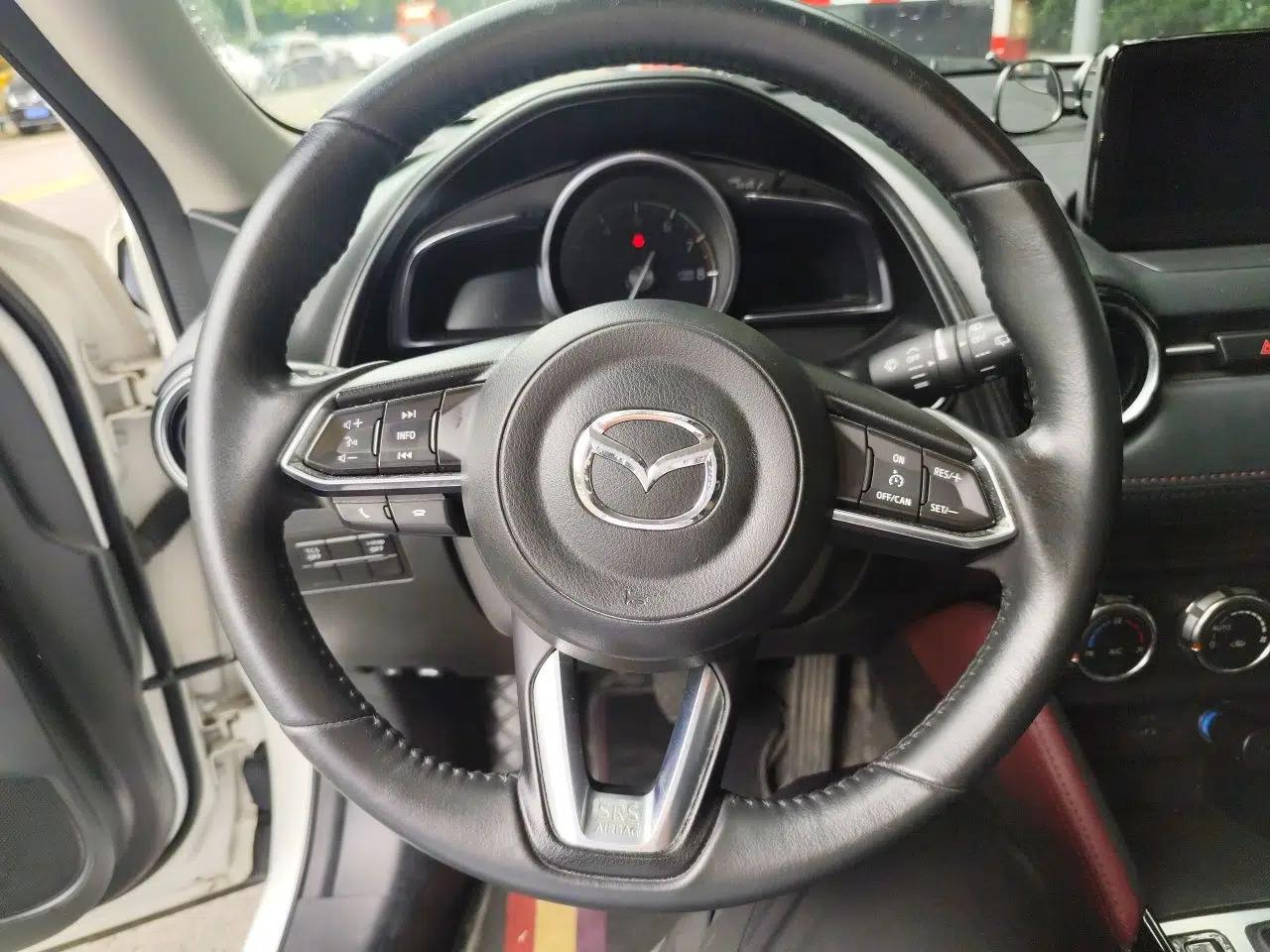 Mazda CX-3 2018 2.0L Automatic Prestige Edition — миниатюра 10