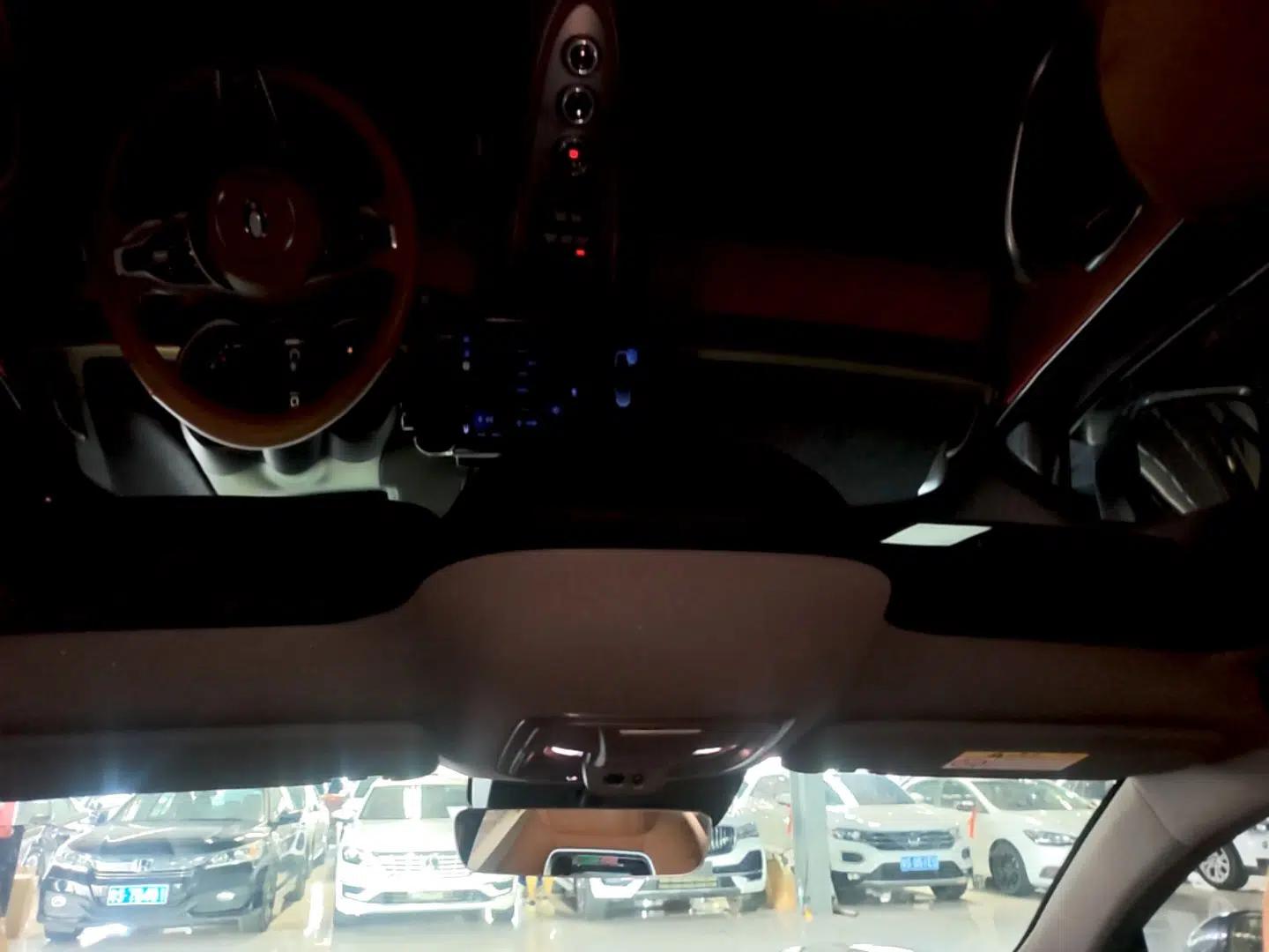 ORA Lightning Cat 2022 555 km Luxury Edition — миниатюра 21