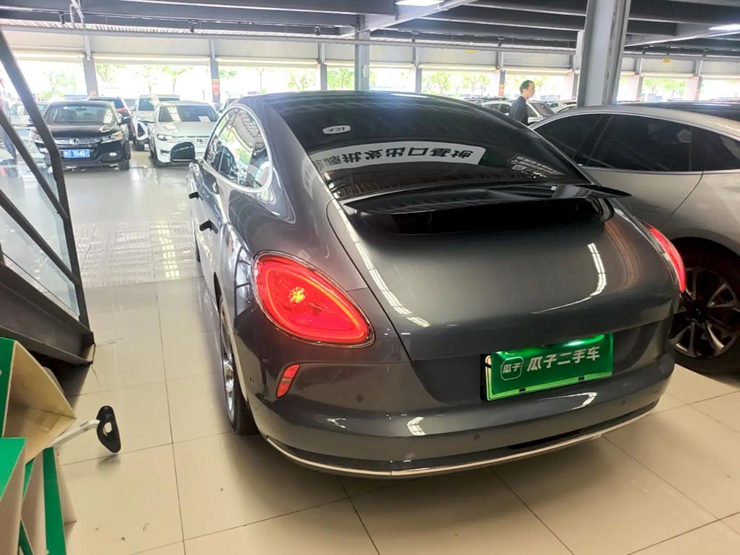 ORA Lightning Cat 2022 555 km Luxury Edition — миниатюра 4