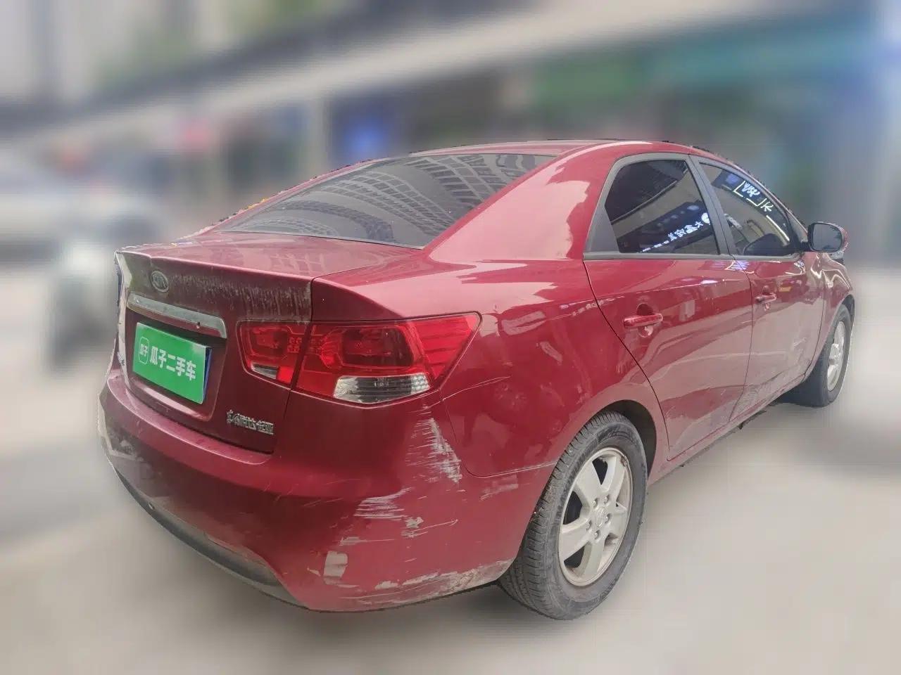 Kia Forte 2011 1.6L AT GL — миниатюра 6