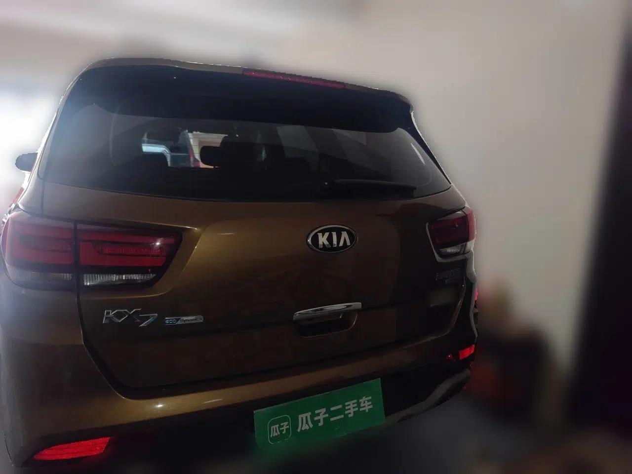 Kia KX7 2017 2.0T Automatic All-Wheel Drive LUX 7-Seater — миниатюра 5