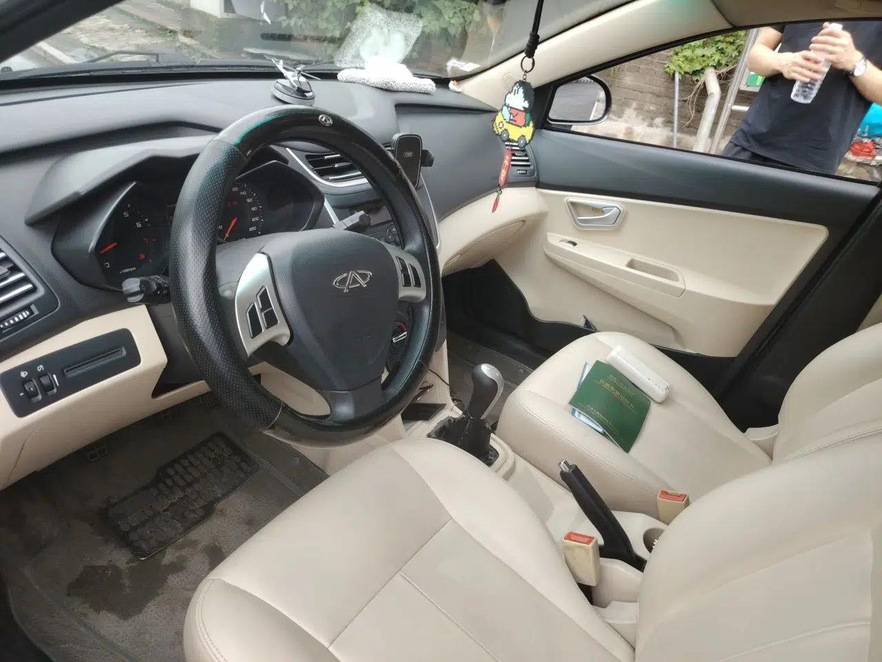 Chery Fengyun 2 2013 Hatchback 1.5L Manual Ruiyi Edition — миниатюра 16