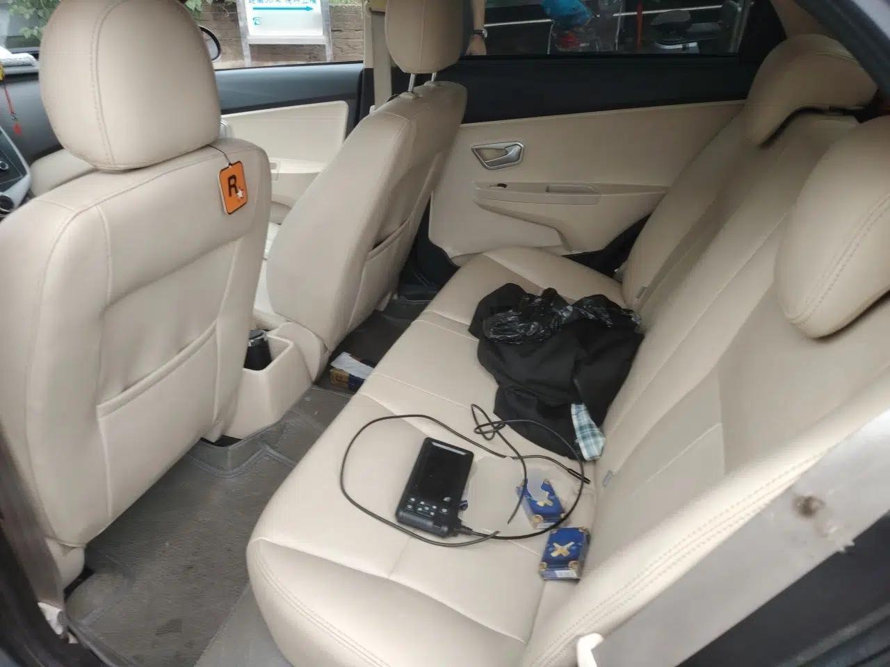 Chery Fengyun 2 2013 Hatchback 1.5L Manual Ruiyi Edition — миниатюра 17