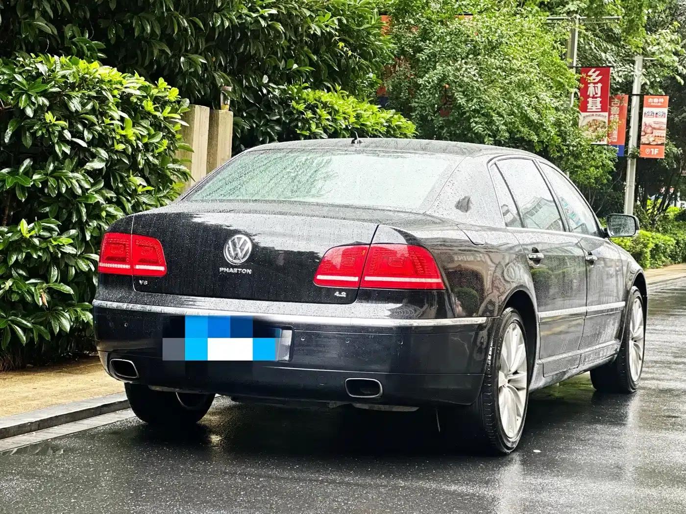 Phaeton 2012 4.2L Luxury Custom Edition — миниатюра 4