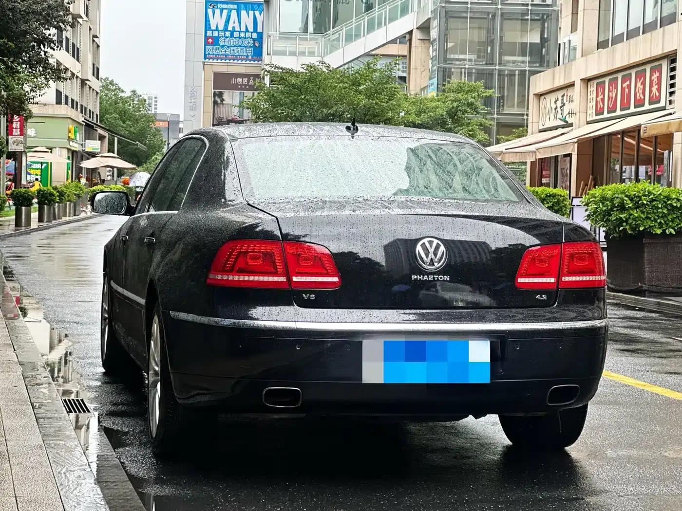 Phaeton 2012 4.2L Luxury Custom Edition — миниатюра 6