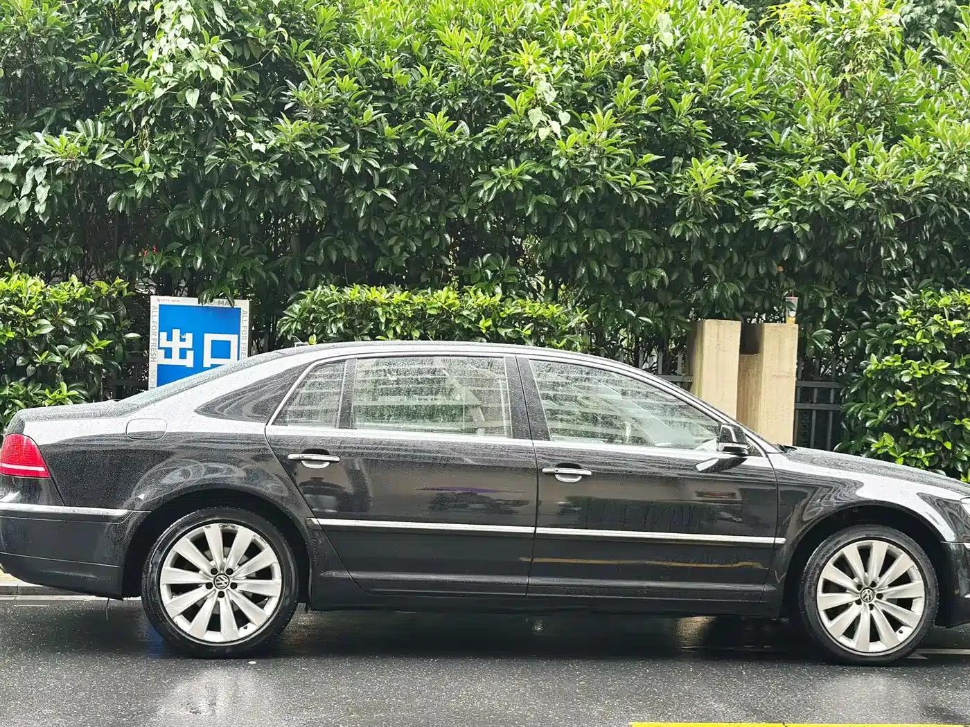Phaeton 2012 4.2L Luxury Custom Edition — миниатюра 7